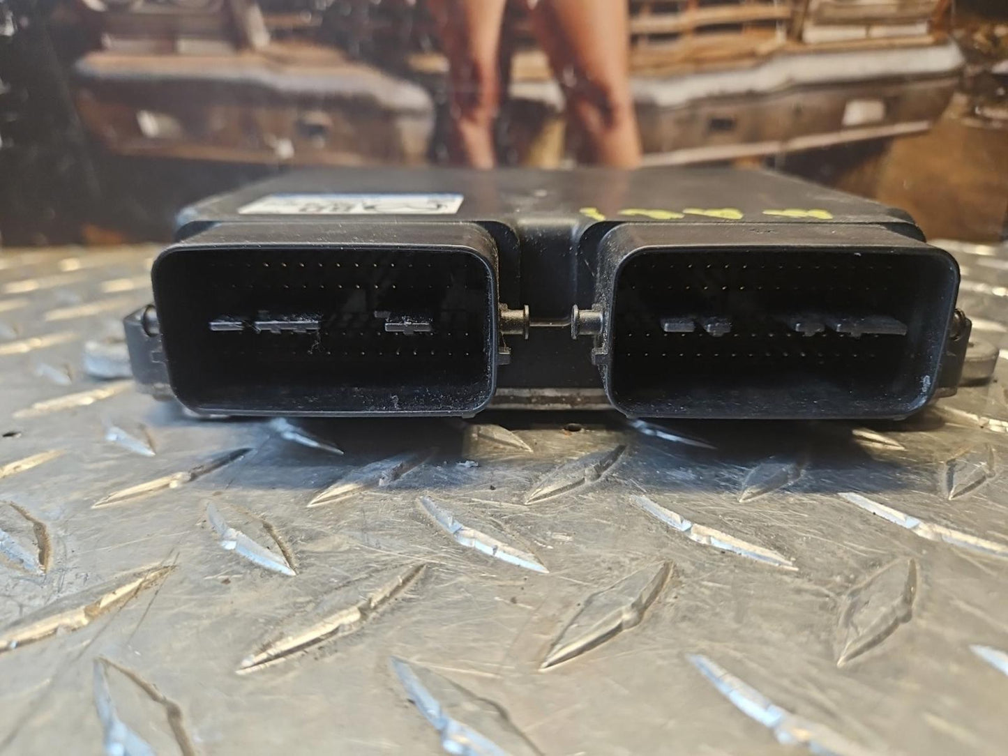 2010 Mazda Mazda 3 - ECM ECU - LF8M 18 881G