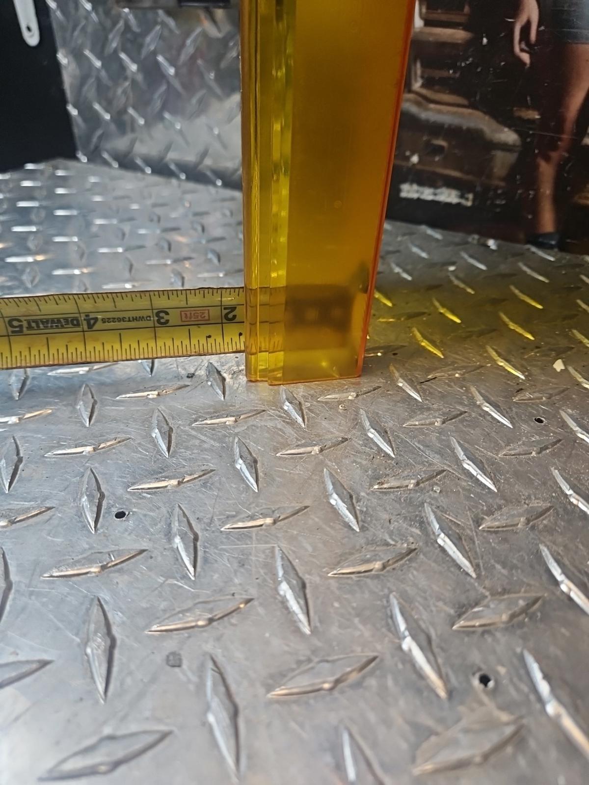 Whelen edge 9000 used 8" amber lens section