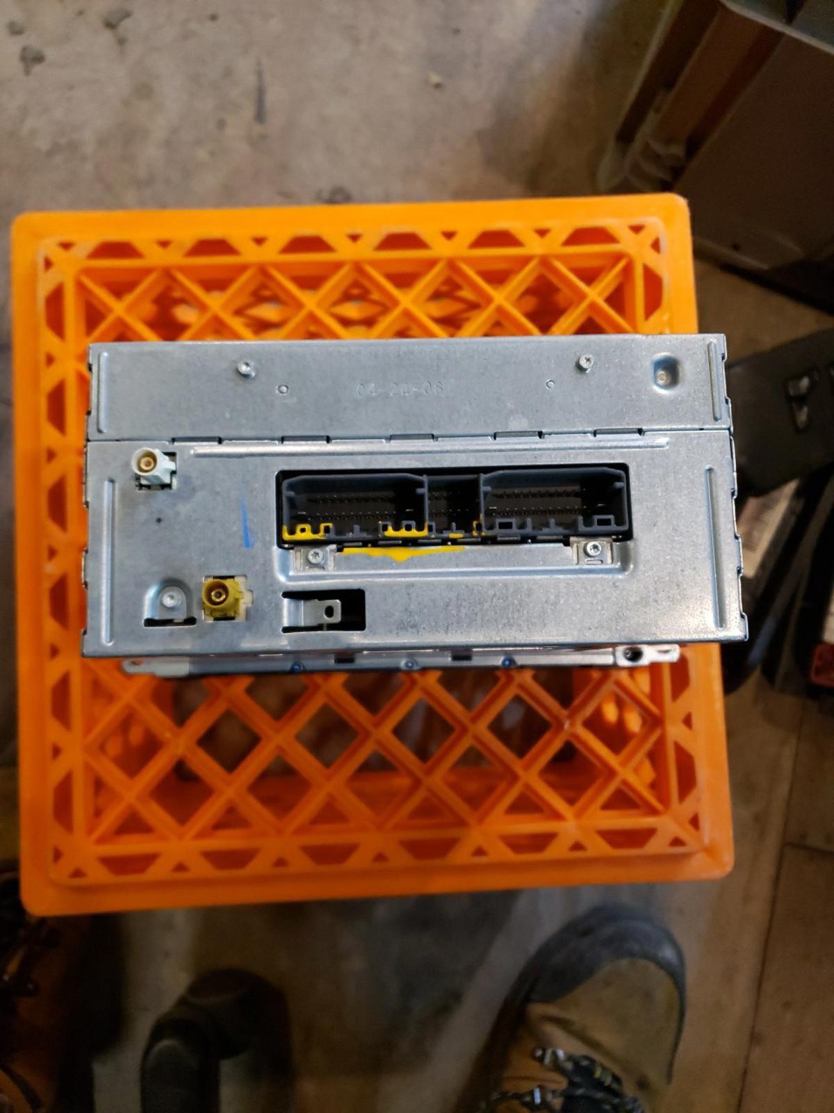 USED Chrysler Jeep Radio Media Screen NTG4 REN 05064245AL