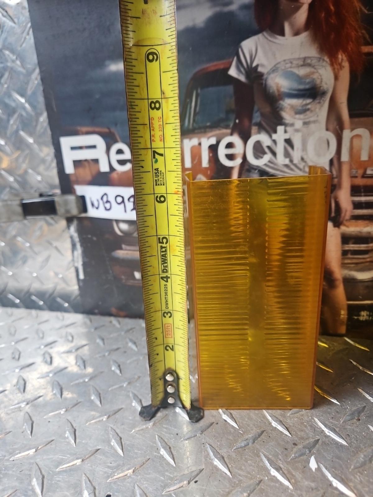 Whelen edge 9000 used 6" amber lens section