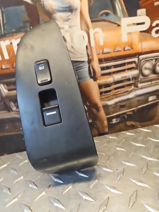 2003-2008 Honda Accord Sedan Front Right Door Window Button Switch M22699 OEM