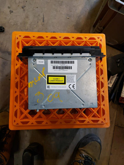 USED Chrysler Jeep Radio Media Screen NTG4 REN 05064245AL