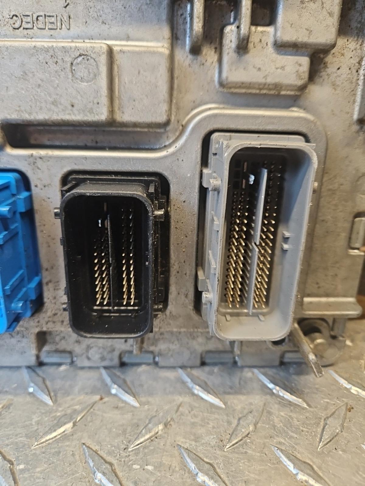 18-19 MALIBU Engine Control Module Computer ECU ECM PCM - 12699666; 12697426