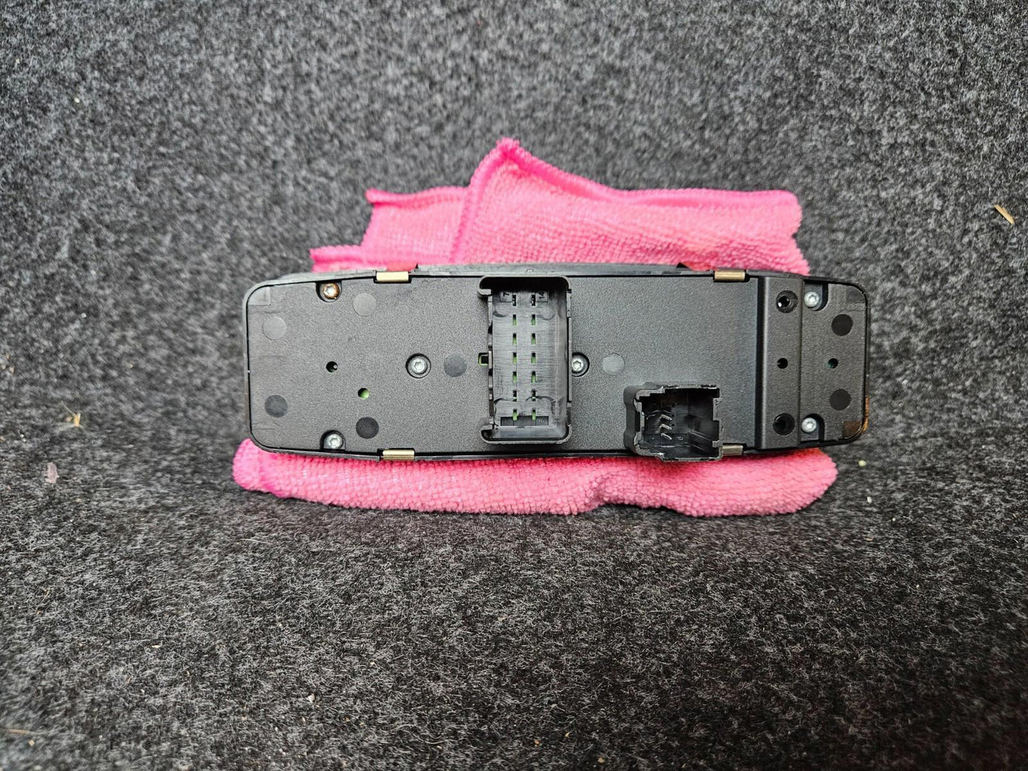 08-11 Dodge Caravan  04602535AE Drivers Side Left Master Window Switch OEM