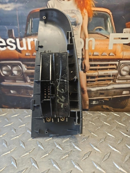 2000 2001 2002 CHEVROLET TAHOE SILVER PASSENEGER Window Switch OEM 208318-99-48