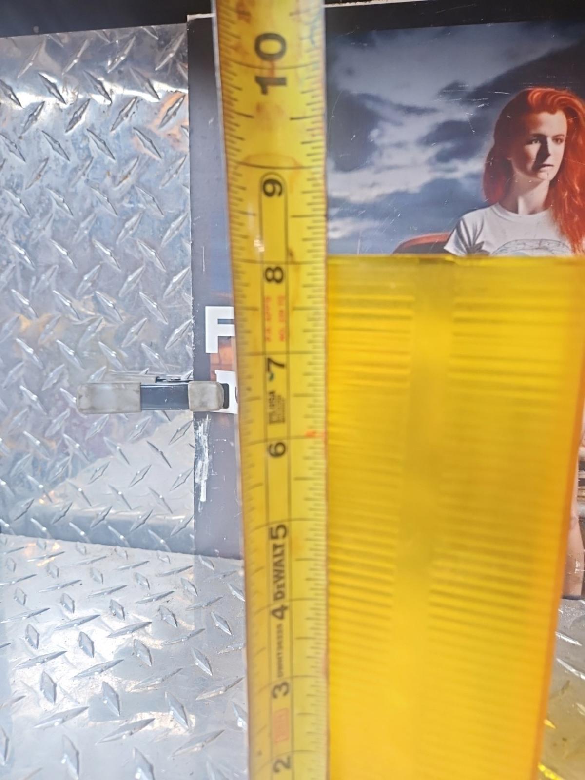 Whelen edge 9000 used 8" amber lens section