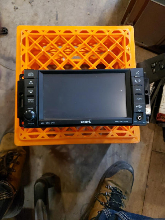USED Chrysler Jeep Radio Media Screen NTG4 REN 05064245AL
