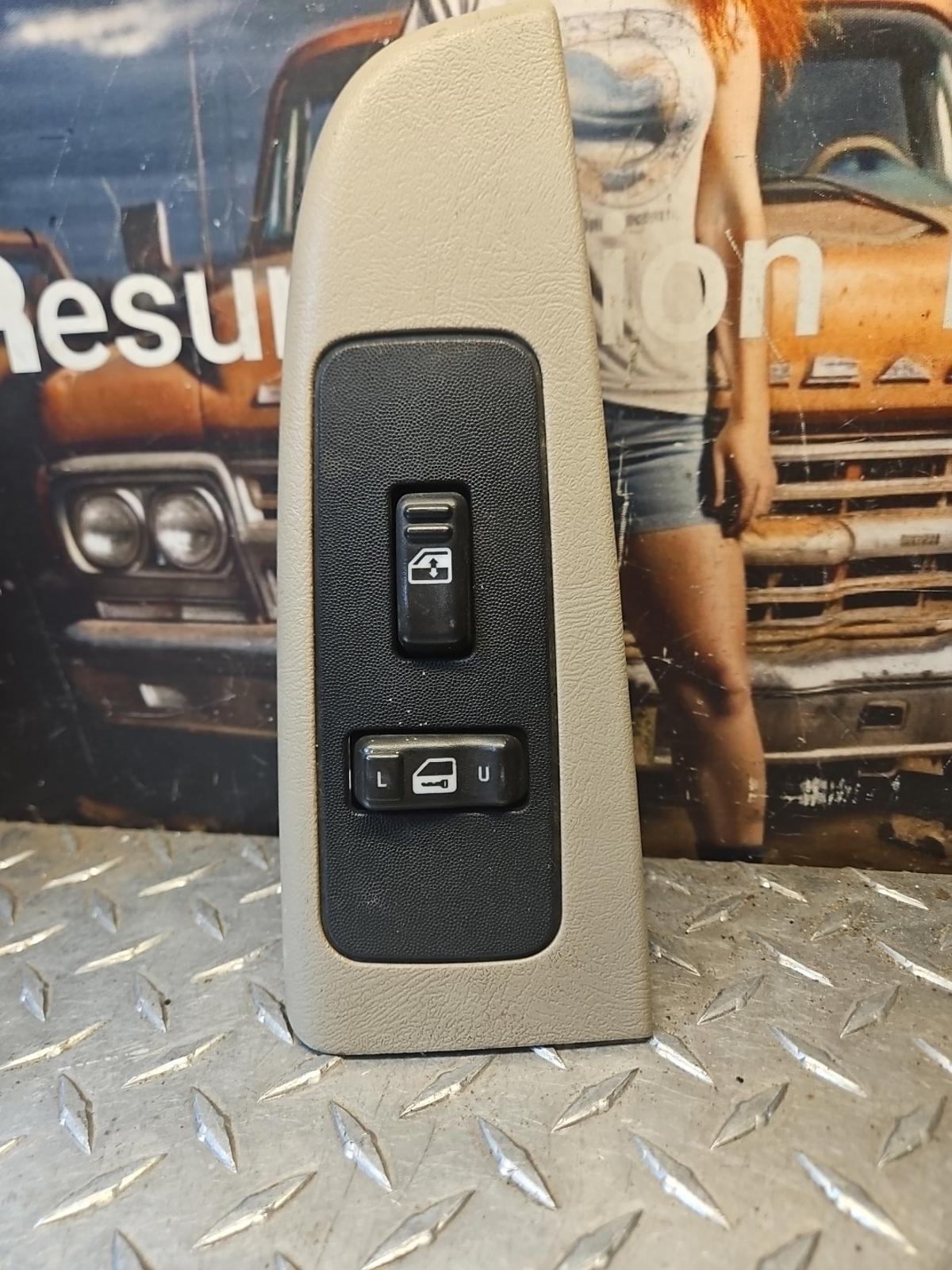 ACDelco GM OE/GM Genuine Parts 22993703 - Door Window Switch