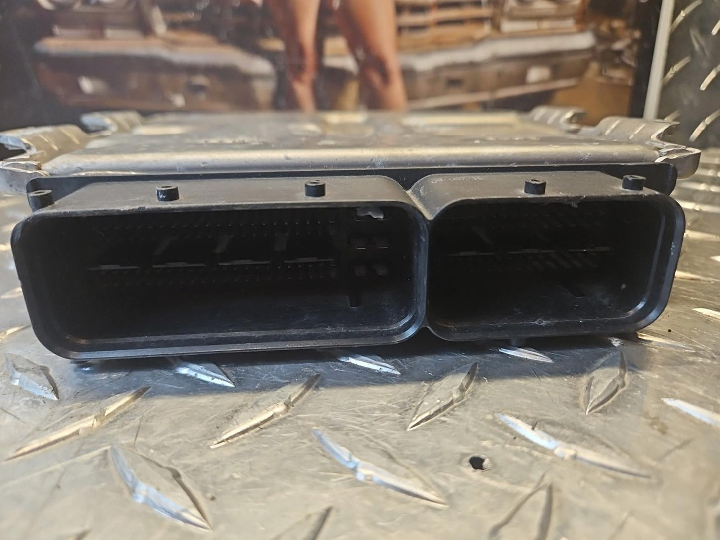 Engine Control Module (ECM) Mopar 56040387AA